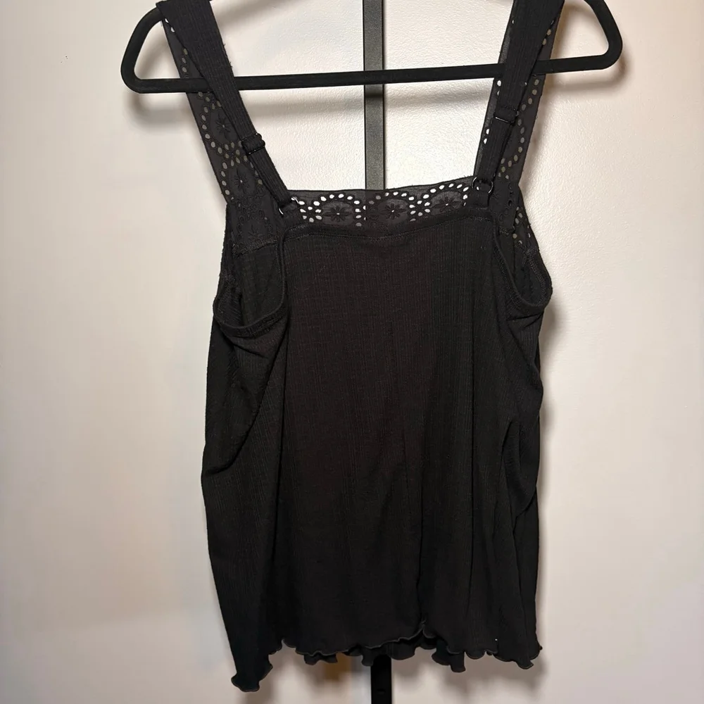 Women's TORRID Black‎ Ribbed Eyelet Tank Top Size 00